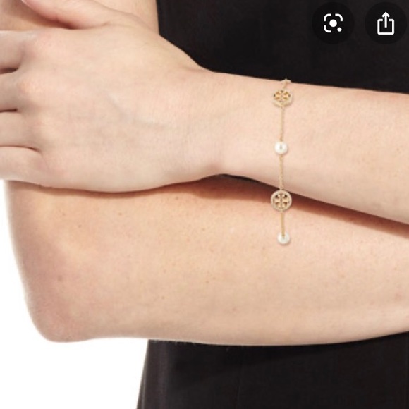 NWOT Tory Burch Delicate Logo Bracelet - Picture 2 of 5
